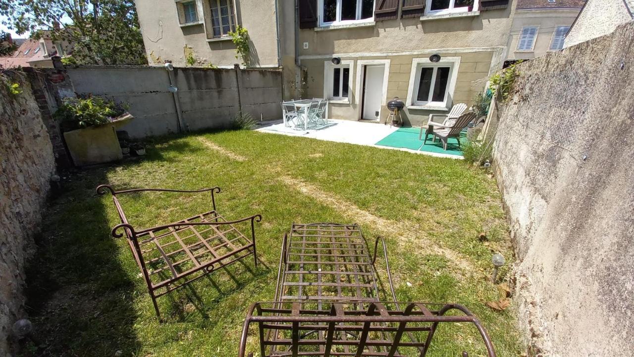Gite Des Tanneurs Nogent-le-Rotrou Esterno foto